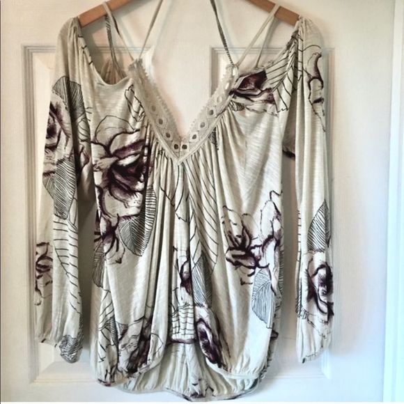 Free People Ivory V-neck Long sleeve top with purple floral print NWOT Size L - Picture 1 of 4